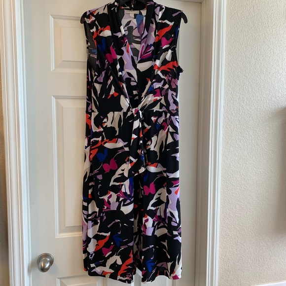 Dana Buchman Dresses & Skirts - L Dana Buchman Tie Front Dress